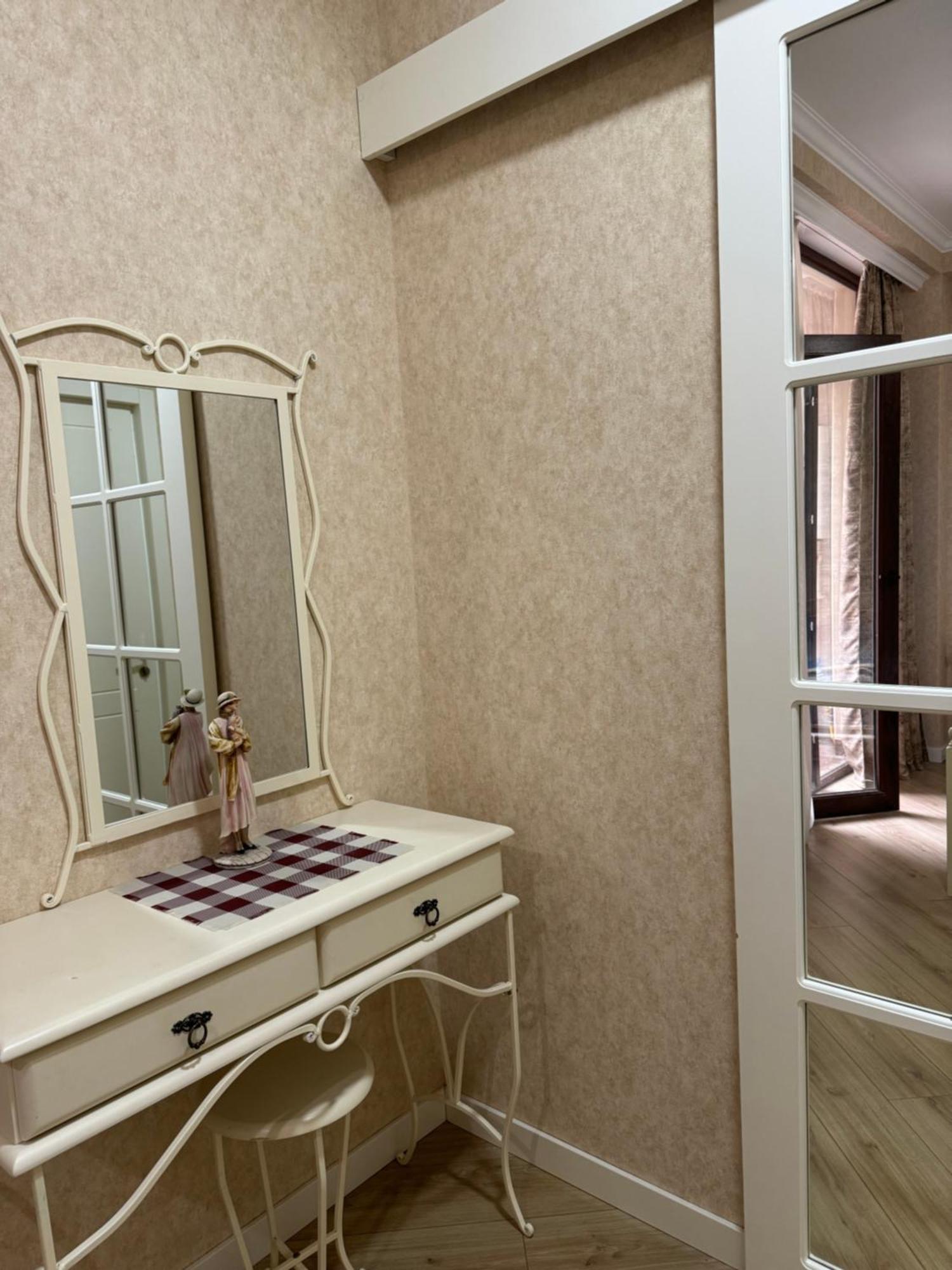 City Centre Apartment Kutaisi Luaran gambar